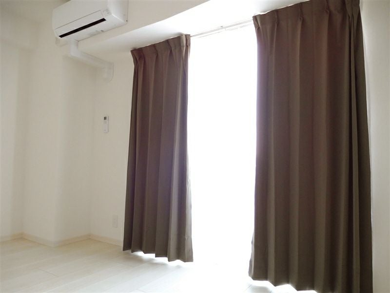 既製 カーテン レースセット　「ビビットBR」　遮光　幅100cmｘ丈132cm(4枚入り)のイメージ画像01