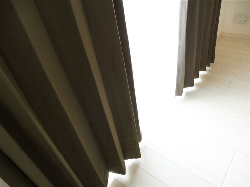 既製 カーテン レースセット　「ビビットBR」　遮光　幅100cmｘ丈132cm(4枚入り)のイメージ画像02