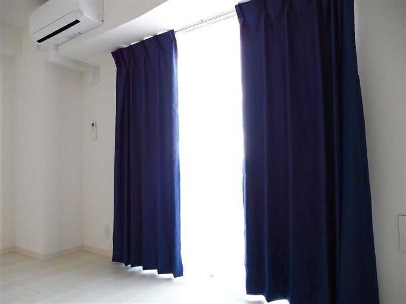 既製 カーテン レースセット　「ビビットNV」　遮光　幅100cmｘ丈132cm(4枚入り)のイメージ画像01